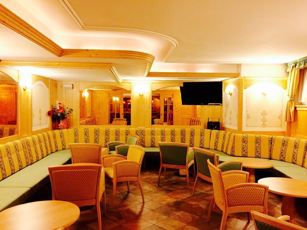 Hotel Laurin Canazei Exteriér fotografie